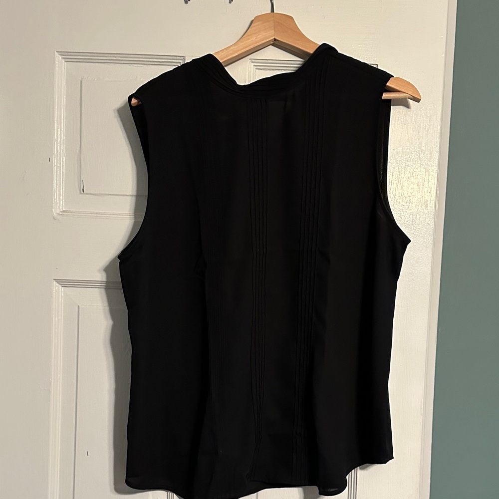 Ann Taylor Black Sleeveless Top